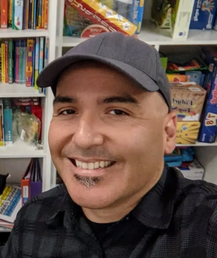 Photo of Steve Perez smiling